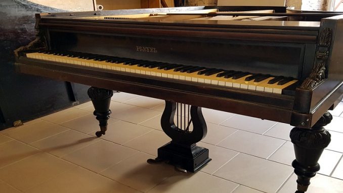 Combien-coûte-un-piano-à-queue