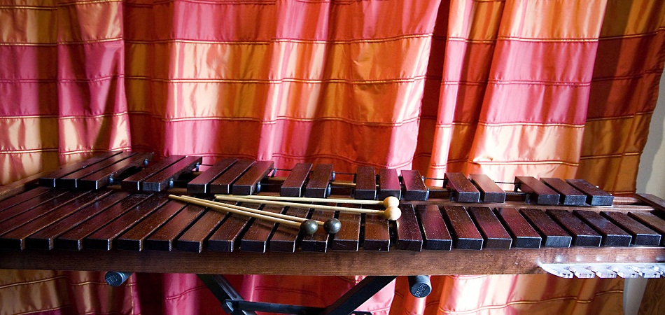 Le xylophone tire-t-il son origine du balafon ?